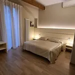 La Magnolia Bed & Breakfast
