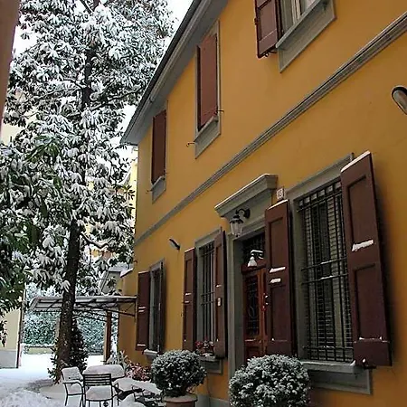 La Magnolia Bolonia